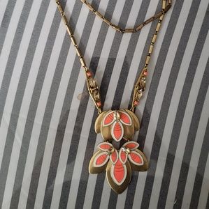 Stella and Dot pink floral necklace